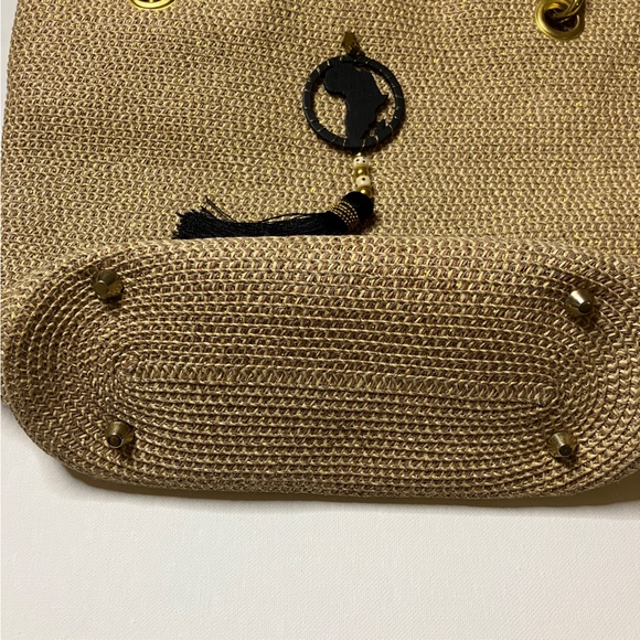 Woven Tote with Africa Emblem Tassel - Picture 6 of 8